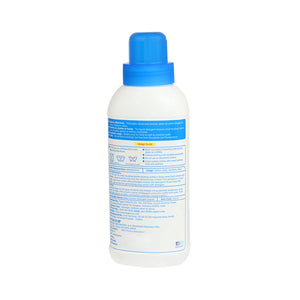 White bottle with blue cap on a white background. Pigeon Baby Laundry Detergent Liquid 600ml go littles main image 2